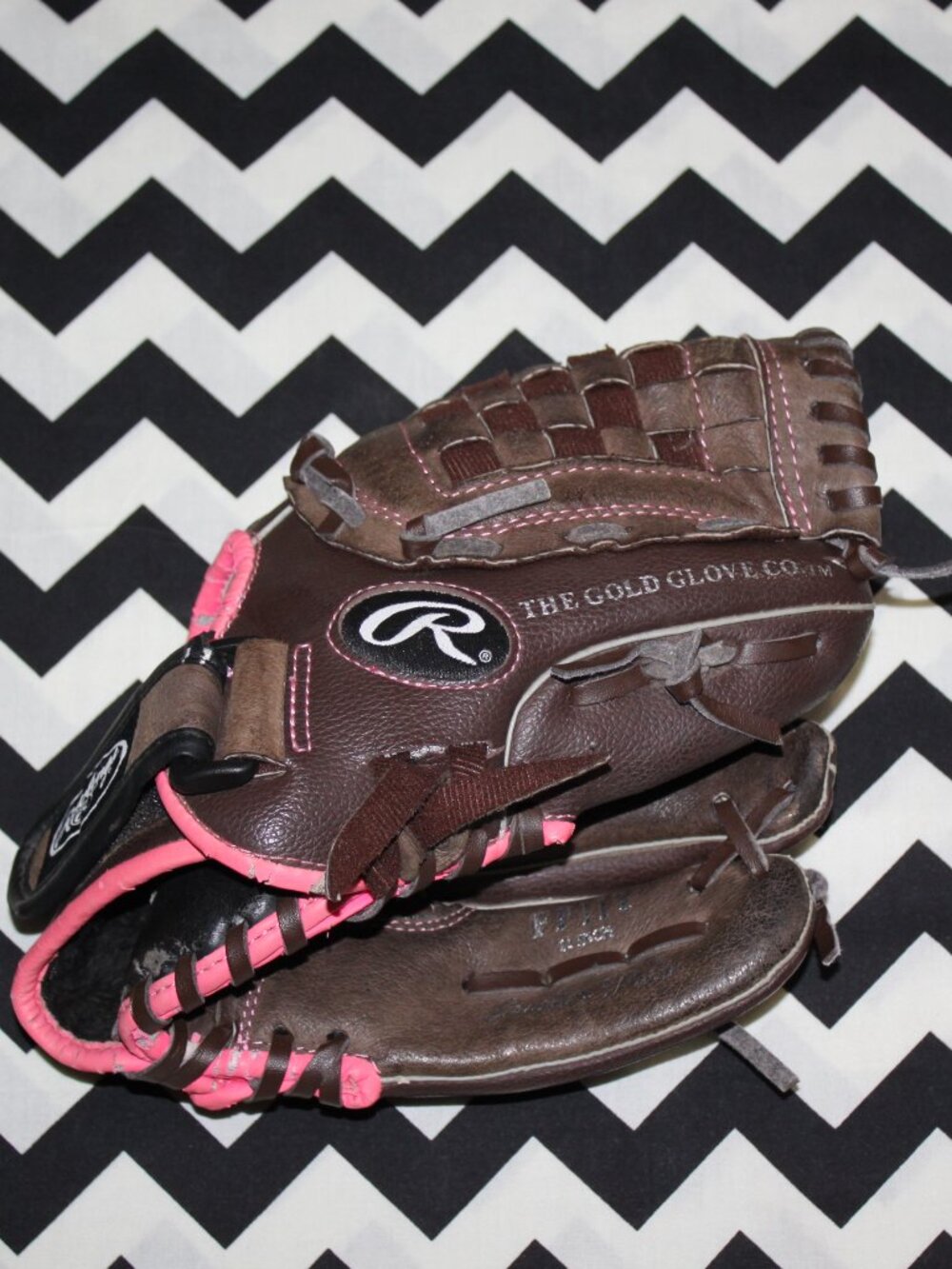 Rawlings Zero Shock Fastpitch Softball Glove---Size: 11"